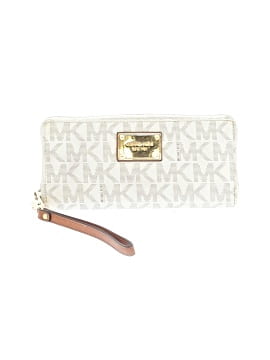 Michael Michael Kors Leather Wristlet