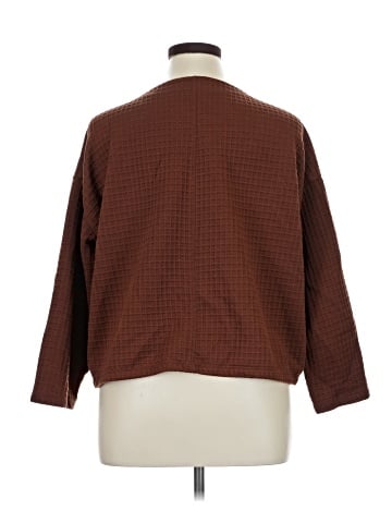 Max Studio 3/4 Sleeve Top (view 2)