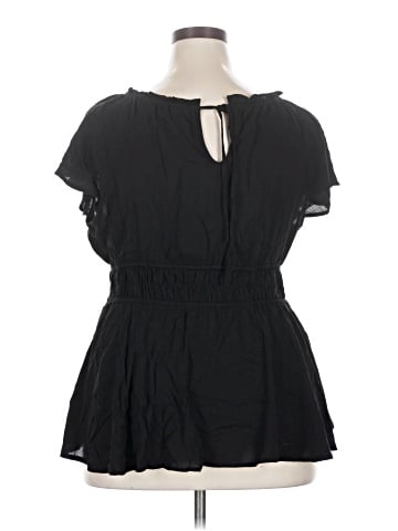 Torrid Short Sleeve Blouse (view 2)