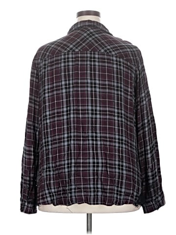 Torrid 3/4 Sleeve Henley (view 2)