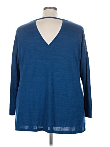 LIVI Active 3/4 Sleeve Top (view 2)