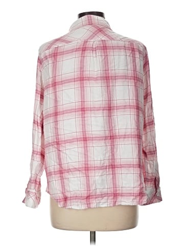 Well Worn 3/4 Sleeve Button-Down Shirt (view 2)