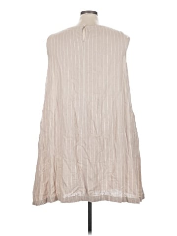 Ava & Viv Casual Dress (view 2)