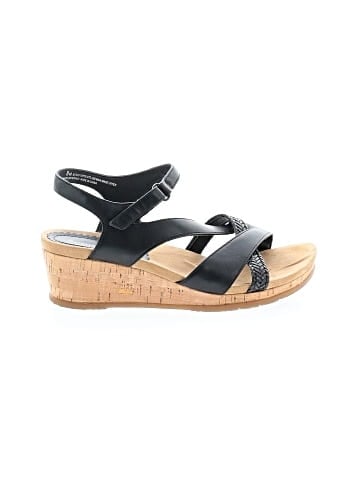 Baretraps Wedges (view 1)