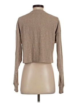 Alo Yoga Pullover Sweater (view 2)