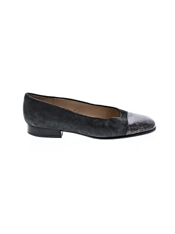 Etienne Aigner Flats (view 1)