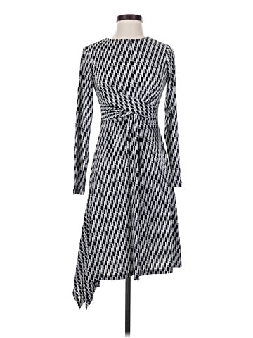Donna Morgan Casual Dress (view 1)