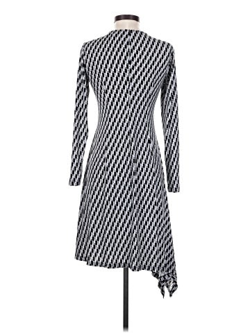 Donna Morgan Casual Dress (view 2)