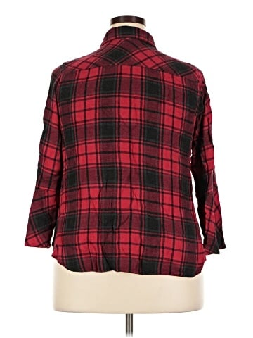 TWO by Vince Camuto 3/4 Sleeve Button-Down Shirt (view 2)