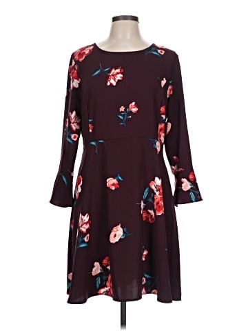 Old Navy Casual Dress (view 1)