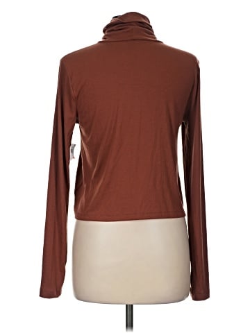 Active Long Sleeve Turtleneck (view 2)