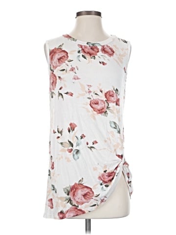 Brenda's Sleeveless Blouse (view 1)