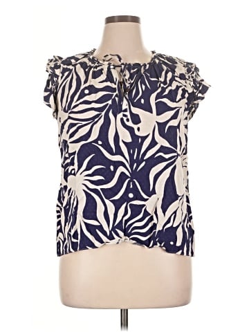 Rose + Olive Sleeveless Blouse (view 1)