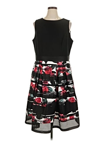 Carmen Marc Valvo Cocktail Dress (view 1)