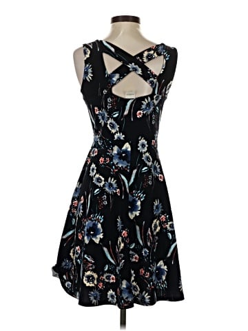 Kaileigh Casual Dress (view 2)