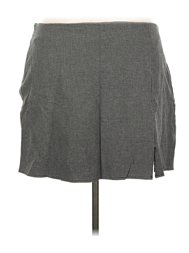 Pre-owned Old Navy Casual Skirt In Gray
