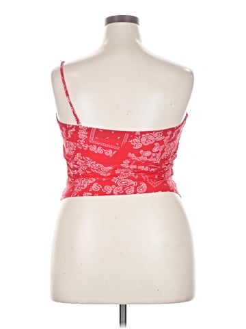 No Boundaries Sleeveless Top (view 2)