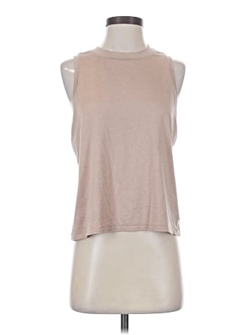Vuori Sleeveless T-Shirt (view 1)