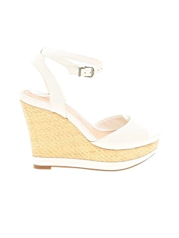 Gianni Bini Wedges (view 1)