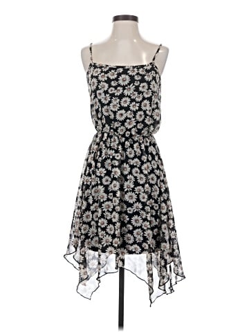 No Boundaries Casual Dress (view 1)
