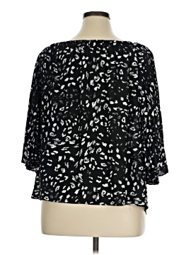 Vince Camuto 3/4 Sleeve Blouse (view 2)