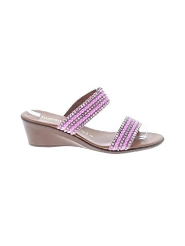 Toscanella Wedges (view 1)