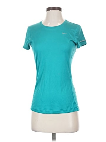 Nike Active T-Shirt (view 1)