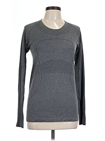 Lululemon Athletica Long Sleeve T-Shirt (view 1)