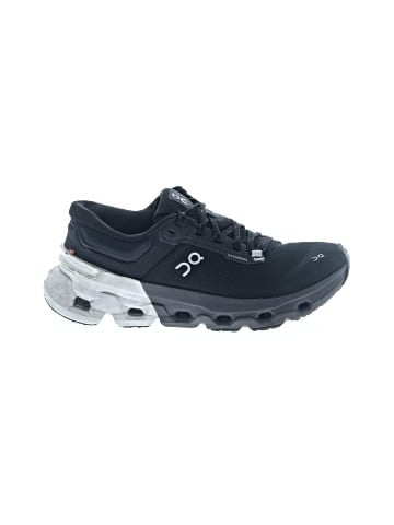 On Cloud Sneakers (view 1)