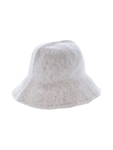 Universal Thread Hat (view 1)