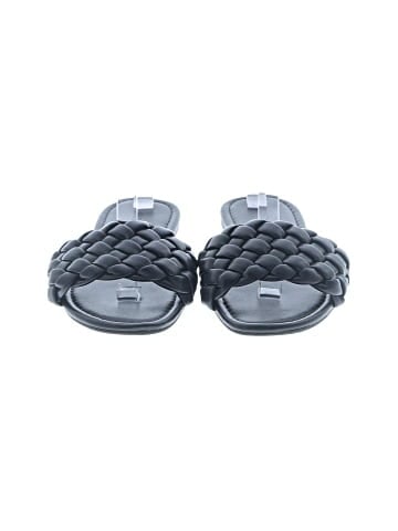 Old Navy Sandals (view 2)