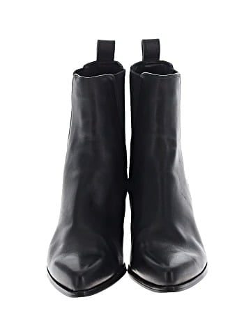 MICHAEL Michael Kors Ankle Boots (view 2)