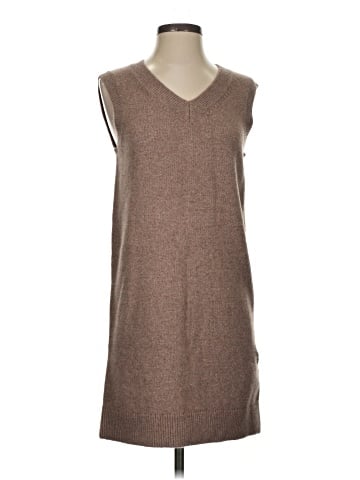 Old Navy Casual Dress (view 1)