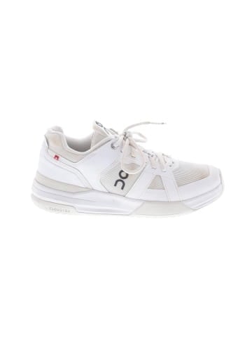On Cloud Sneakers (view 1)