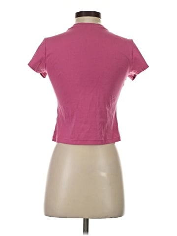 Uniqlo Short Sleeve T-Shirt (view 2)