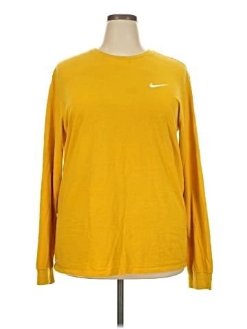 Nike Long Sleeve T-Shirt (view 1)