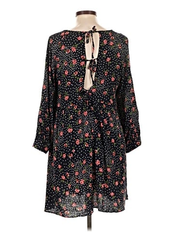 Sézane Casual Dress (view 2)