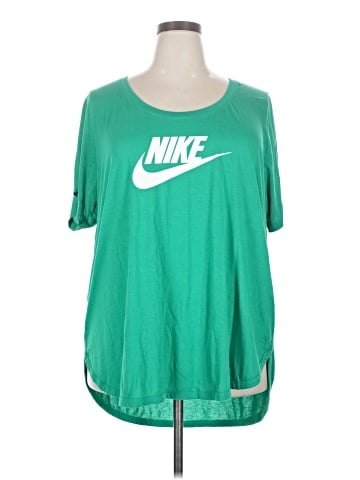 Nike Short Sleeve T-Shirt (view 1)