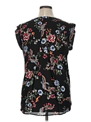 Pleione Short Sleeve Blouse (view 2)