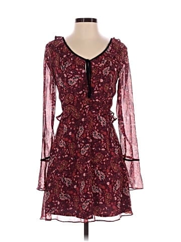 Cupcakes & Cashmere Casual Dress (view 1)