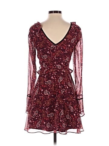 Cupcakes & Cashmere Casual Dress (view 2)