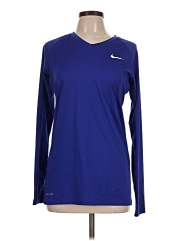 Nike Long Sleeve T-Shirt (view 1)