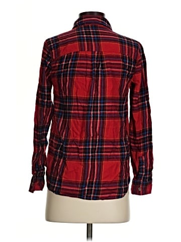 Old Navy - Maternity Long Sleeve Button-Down Shirt (view 2)