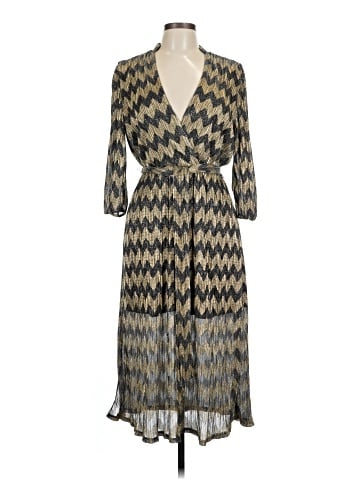 Alice + Olivia Casual Dress (view 1)