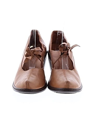 Spring Step Heels (view 2)