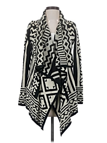 Staring at Stars Kimono (view 1)