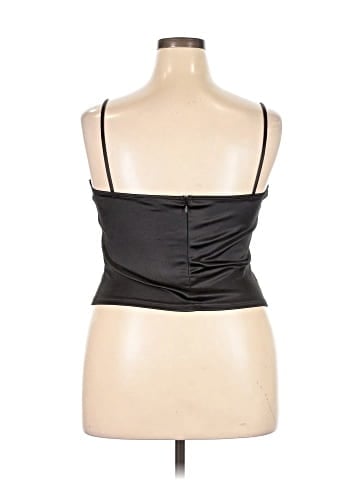 Fashion Nova Sleeveless Top (view 2)