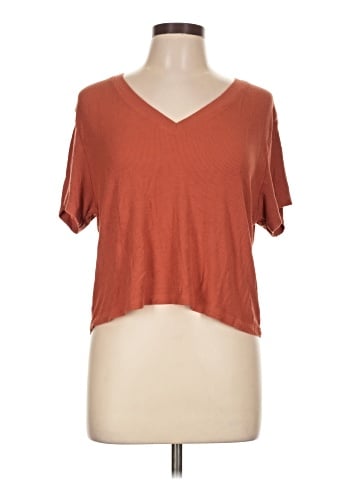 American Eagle Shoes Short Sleeve T-Shirt (view 1)