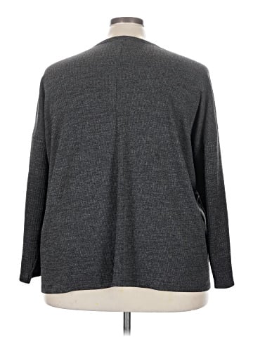 Terra & Sky 3/4 Sleeve Top (view 2)