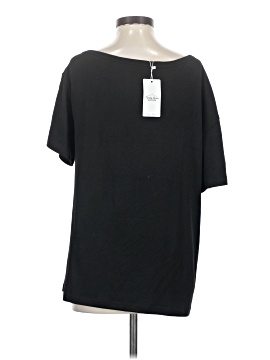 Trendy Queen Short Sleeve T-Shirt (view 2)